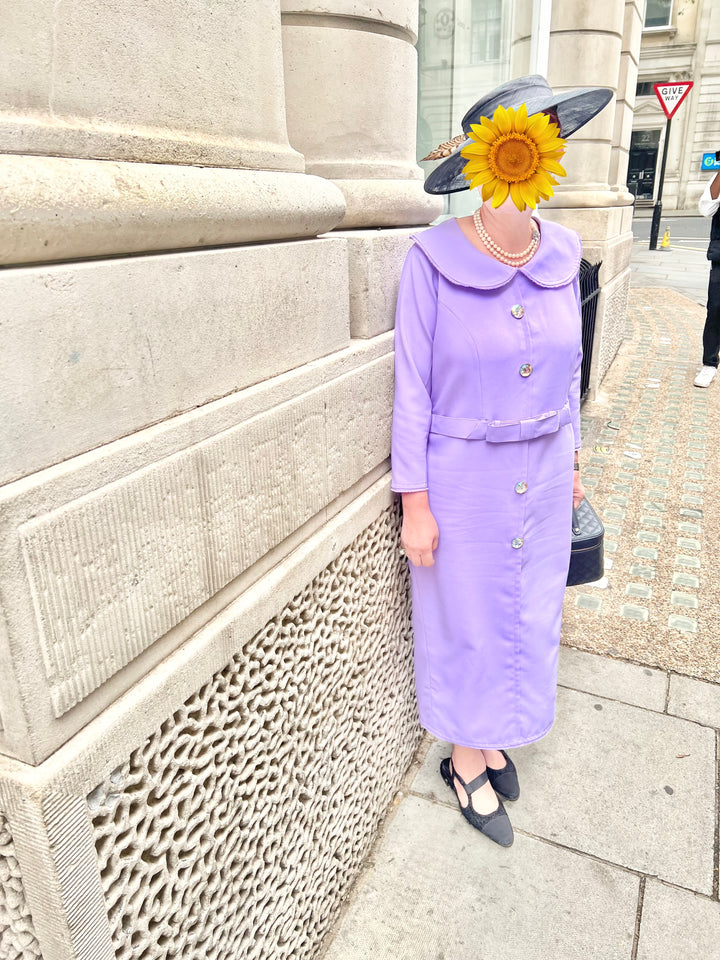 Oh si mignonne robe crayon à nœud lilas !